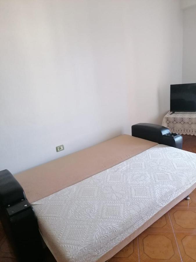 Appartamento Incantevole Con Posto Auto Privato Vlorë エクステリア 写真
