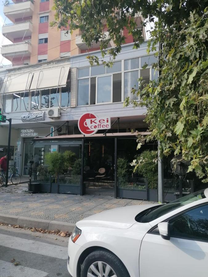 Appartamento Incantevole Con Posto Auto Privato Vlorë エクステリア 写真