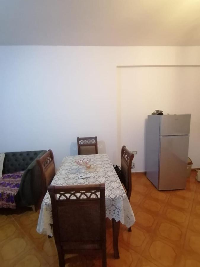 Appartamento Incantevole Con Posto Auto Privato Vlorë エクステリア 写真
